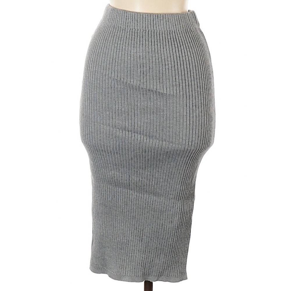 💥120$ Grey skirt 💥